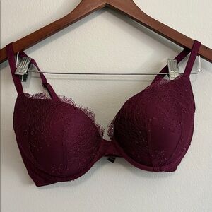 Victorias Secret Lace Very Sexy Push Up Bra